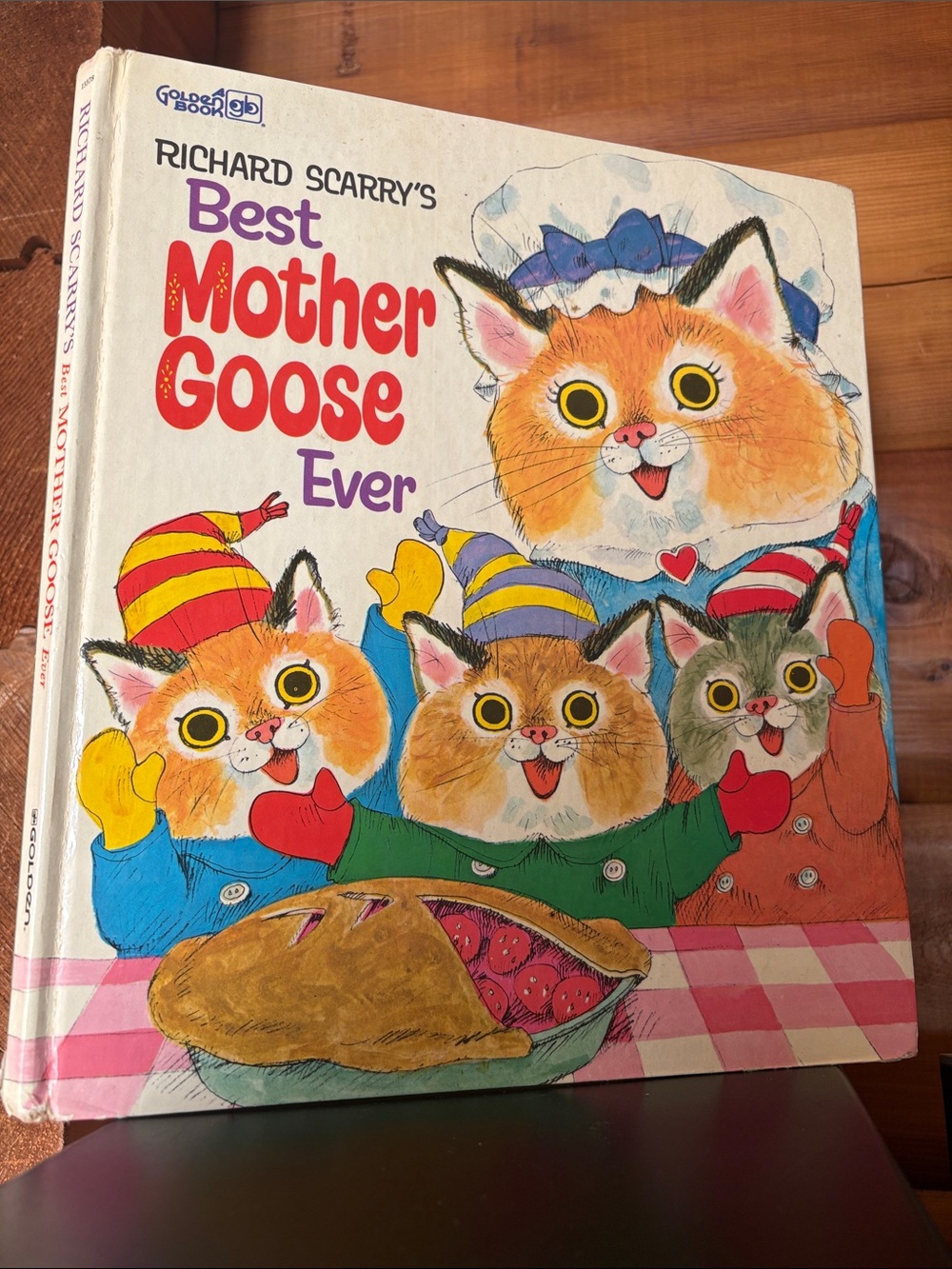 1970 Richard Scarry's Best Mother Goose Ever, Giant Golden Book, Golden Press